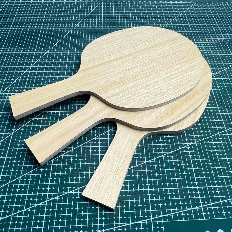 9-warstwowa, pogrubiona rączka – Table Tennis Custom Bat recenzja i cena